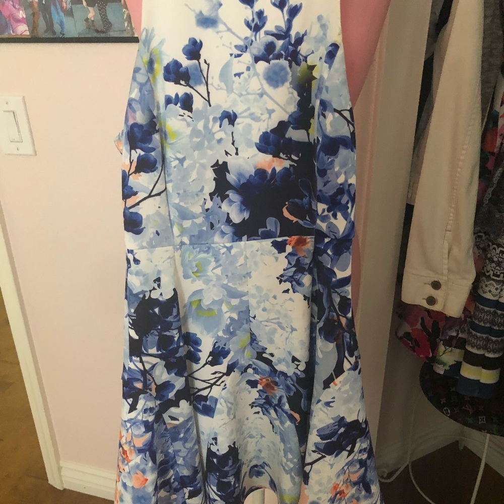 Dress blooomingdales